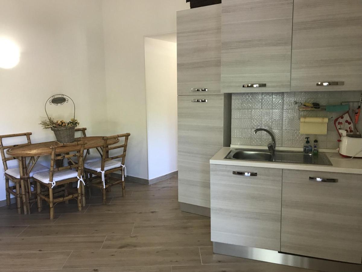 Porto Istana Beach House Olbia Exteriör bild
